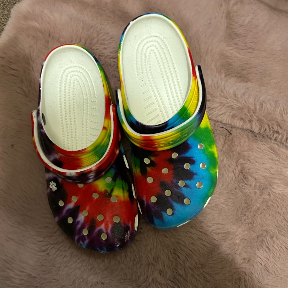 Crocs